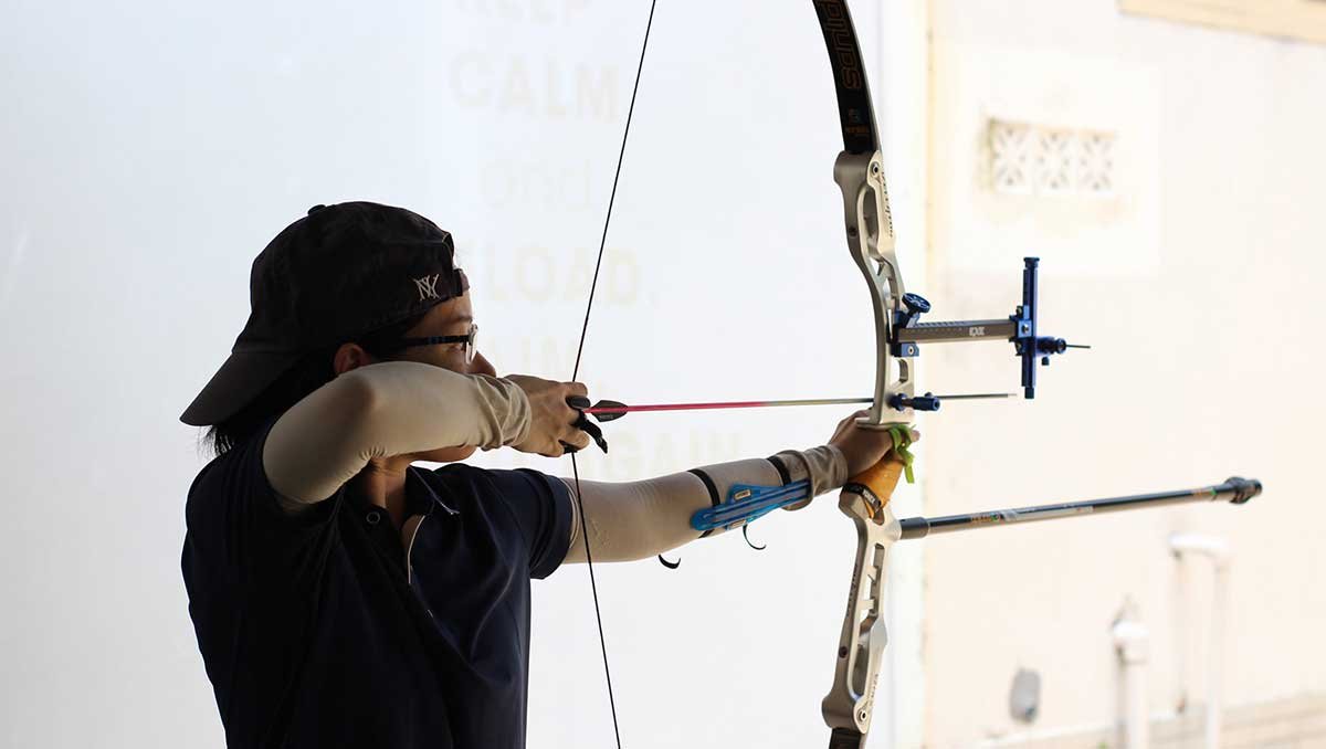 cach-chon-cung-mot-day-recurve-the-thao-featured